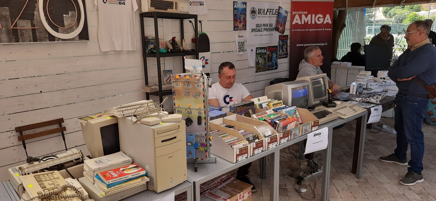Stand con hardware e software Amiga