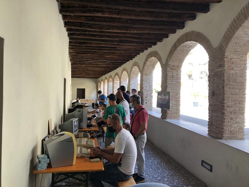 Postazioni Amiga sotto i portici
