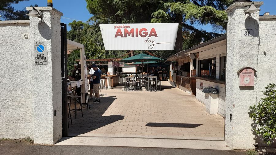 L'ingresso in Piazza Garibaldi